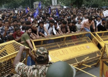 اٹھو نوجوانو!قدم اب بڑھاؤ